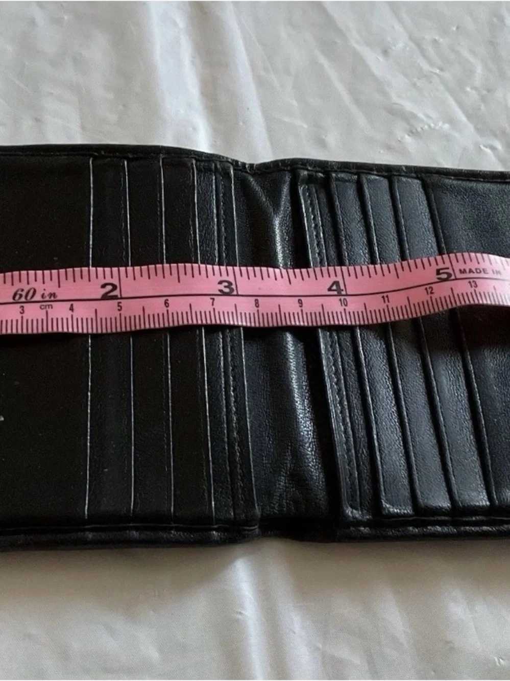 TUMI Men’s Black Leather Bi-fold Slim Wallet